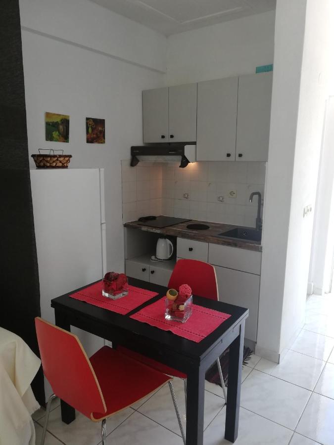 Theodora Apartamento Patitírion Exterior foto