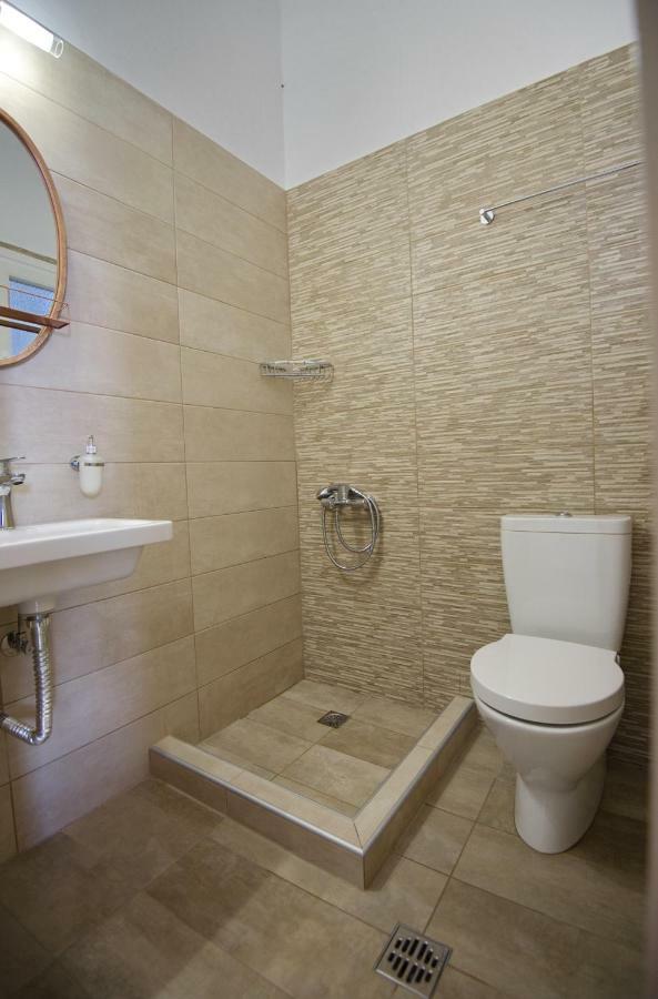 Theodora Apartamento Patitírion Exterior foto